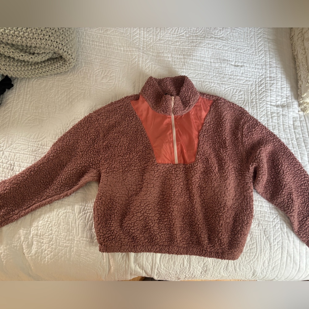 Cozy Sherpa Fleece Pullover with Pink Accents